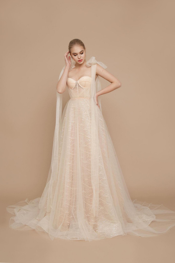 20-V-016 Vanilla in Evening Couture 2020
