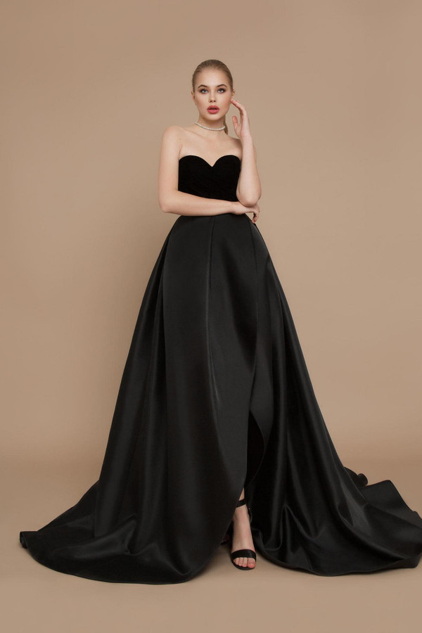 20-V-003 Vogue in Evening Couture 2020